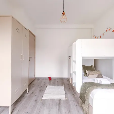 Huswell - Cozy On Walking Distance From The Beach
