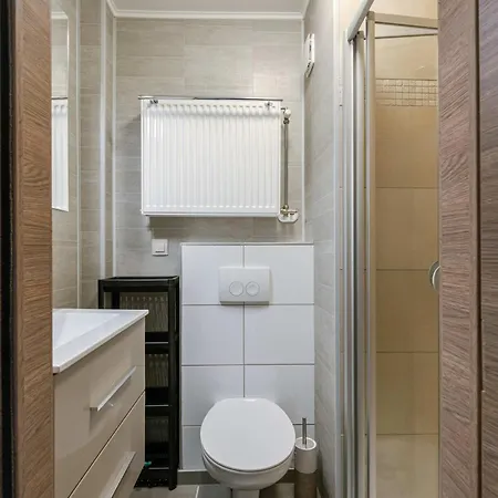 Huswell - Cozy On Walking Distance From The Beach *
