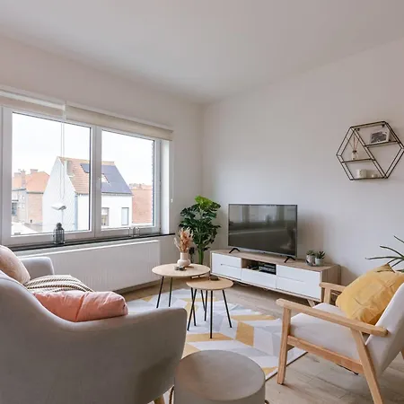 Huswell - Cozy On Walking Distance From The
