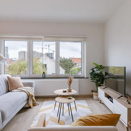 Huswell - Cozy On Walking Distance From The Apartman Ostende